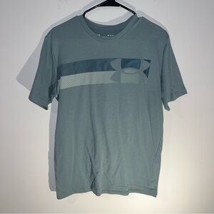 Under Armour Size MD Short Sleeve Graphic Tee